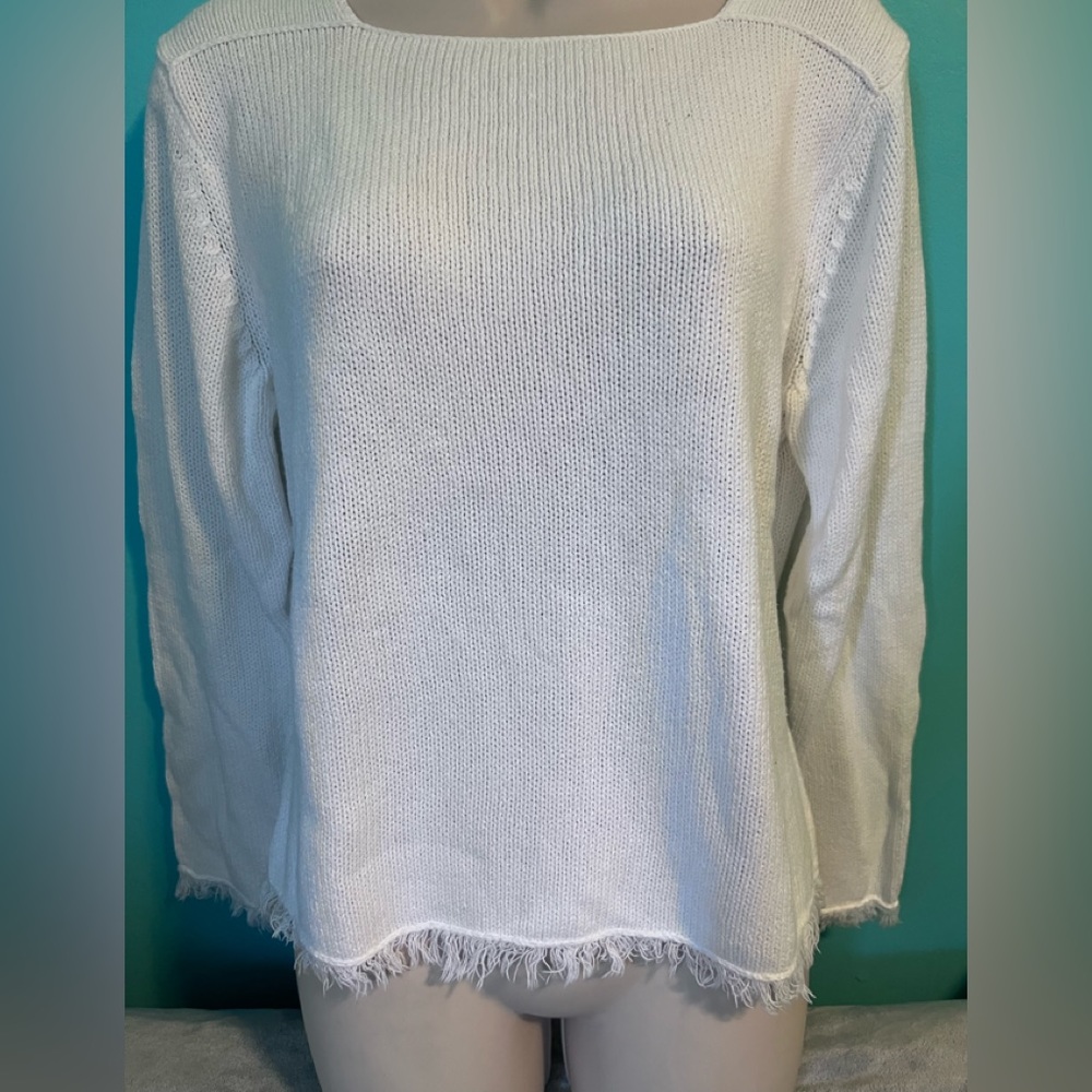 Liz Claiborne lizwear White Sweater Petite M